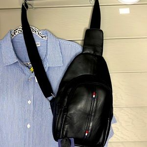 Crossbody / sling shoulder leather bag NWT